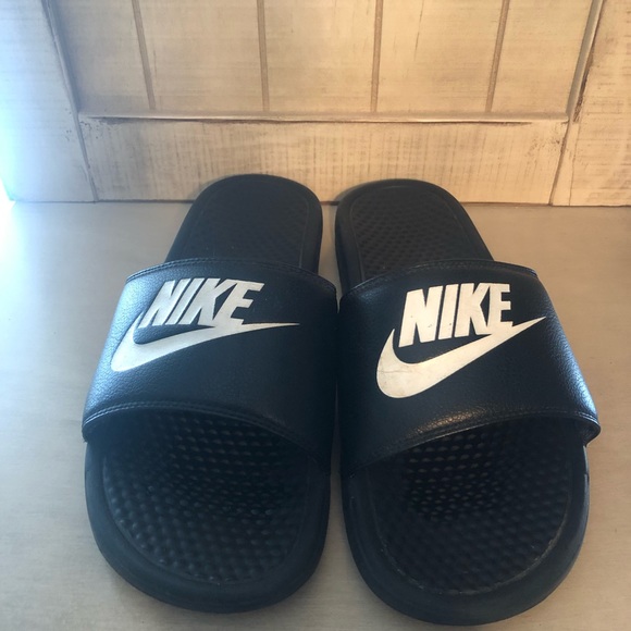 NIKE Benassi JDI Slides / Sandals - Size 12 (Men’s) - Picture 2 of 5